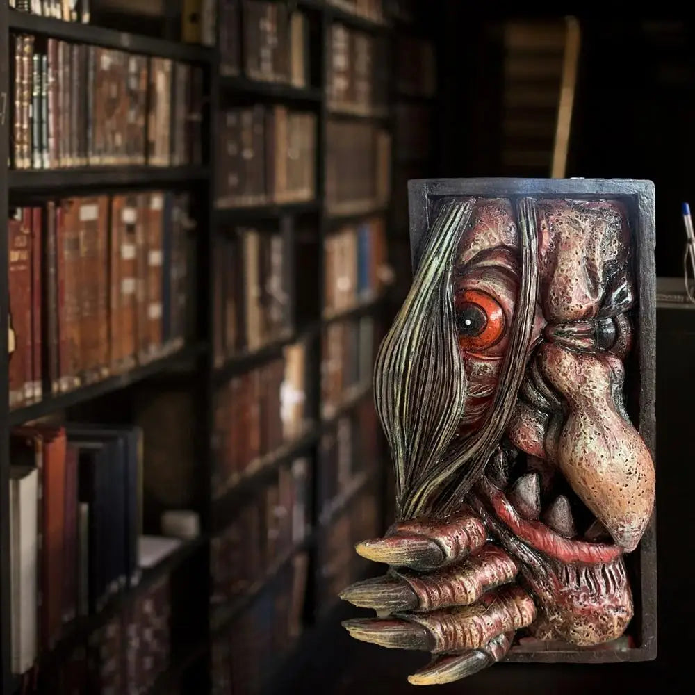 FERMALIBRI PER LIBRERIA 3D Monsterr Booknook scultura