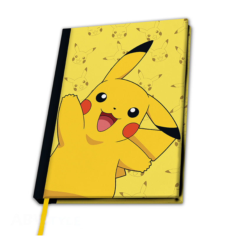 Box POKÉMON - Set Quaderno A5 + Tazza 320 ml + Cartoline "Pikachu"